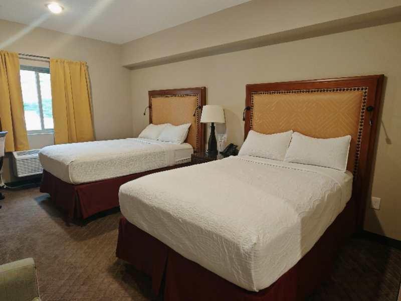Wagon Wheel Hotel Вест-Йеллоустоун Екстер'єр фото